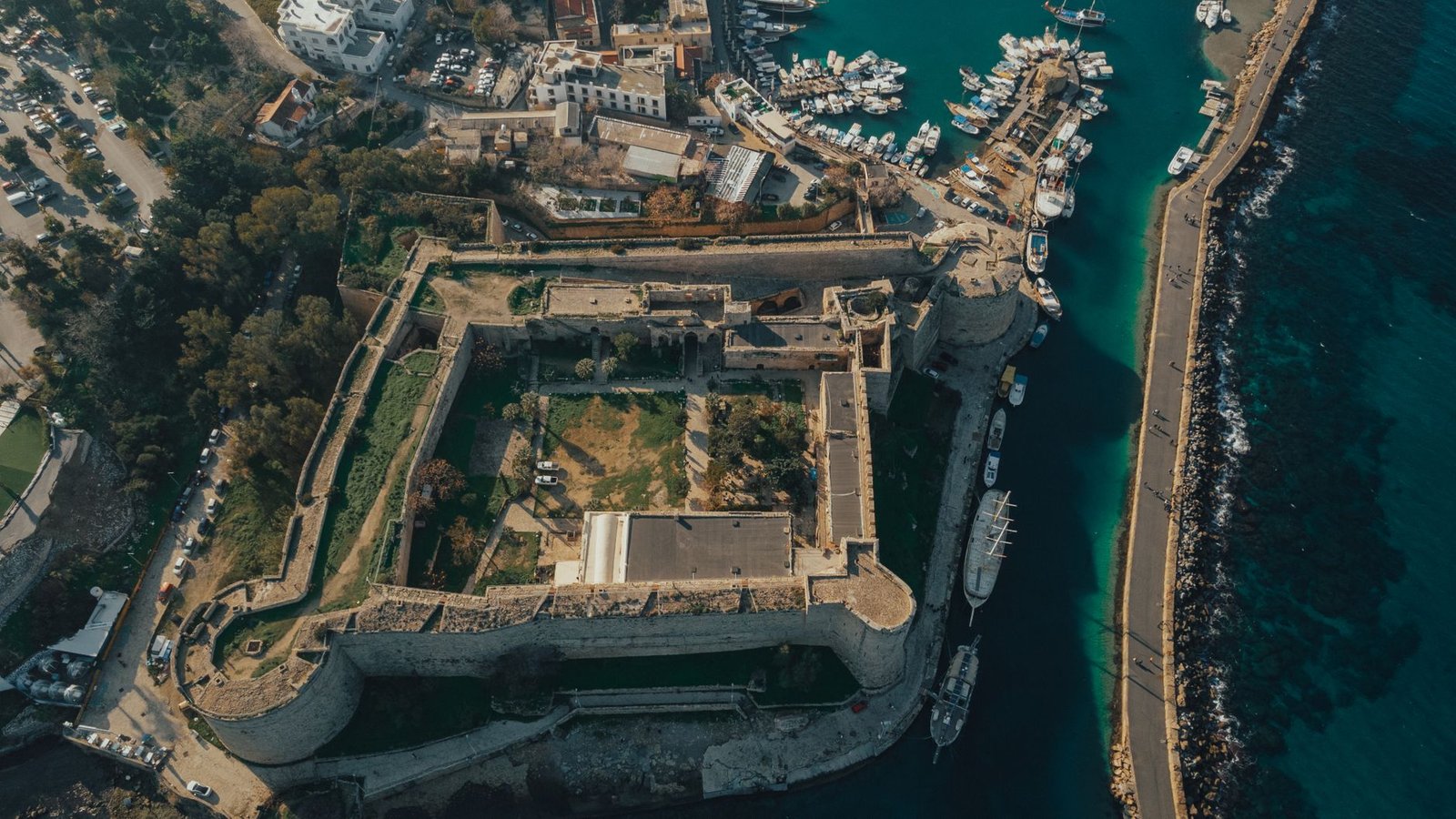 Rhodos: Die schönsten Orte zwischen Traumstränden und mittelalterlicher Altstadt
